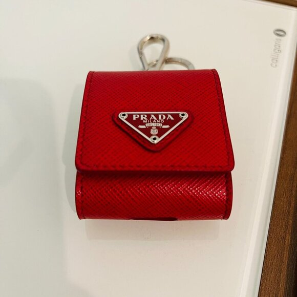 Brand new item PRADA AirPods case, with triangular logo and Saffiano leather - Picture 5 of 16